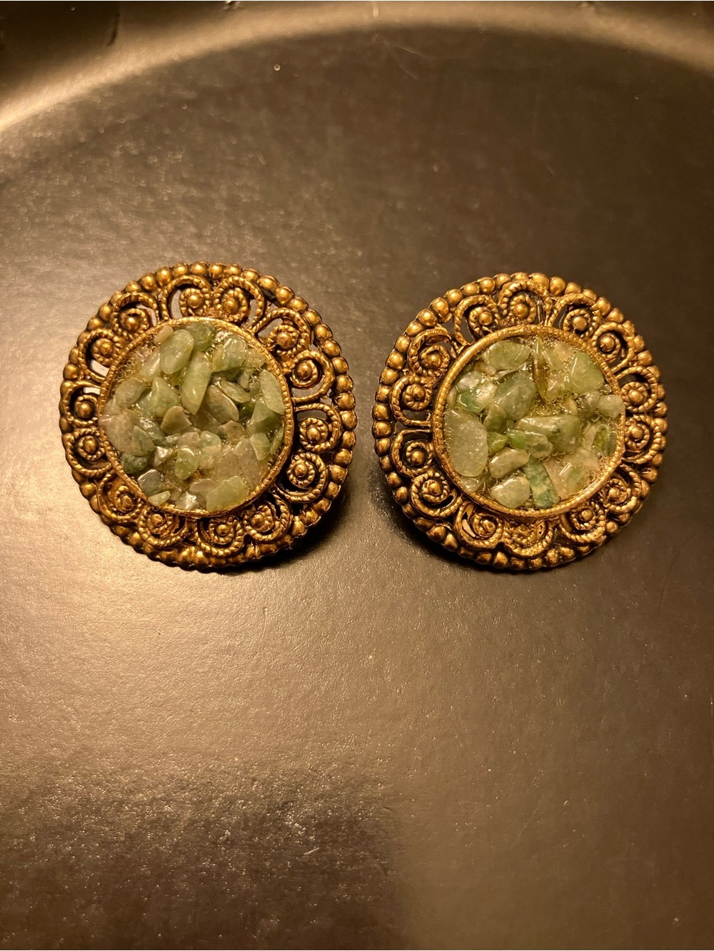 Jade Brooch and Earrings Set - Vintage Artistic Canada - Picture 4 of 5